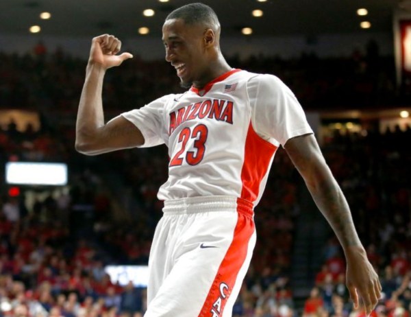 Caption goes here. (AP/Rick Scuteri)